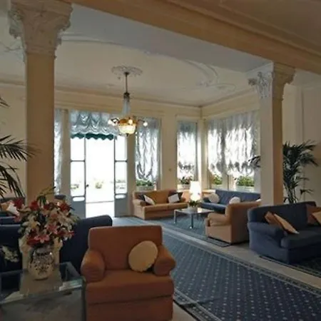 Hotell Grand Menaggio
